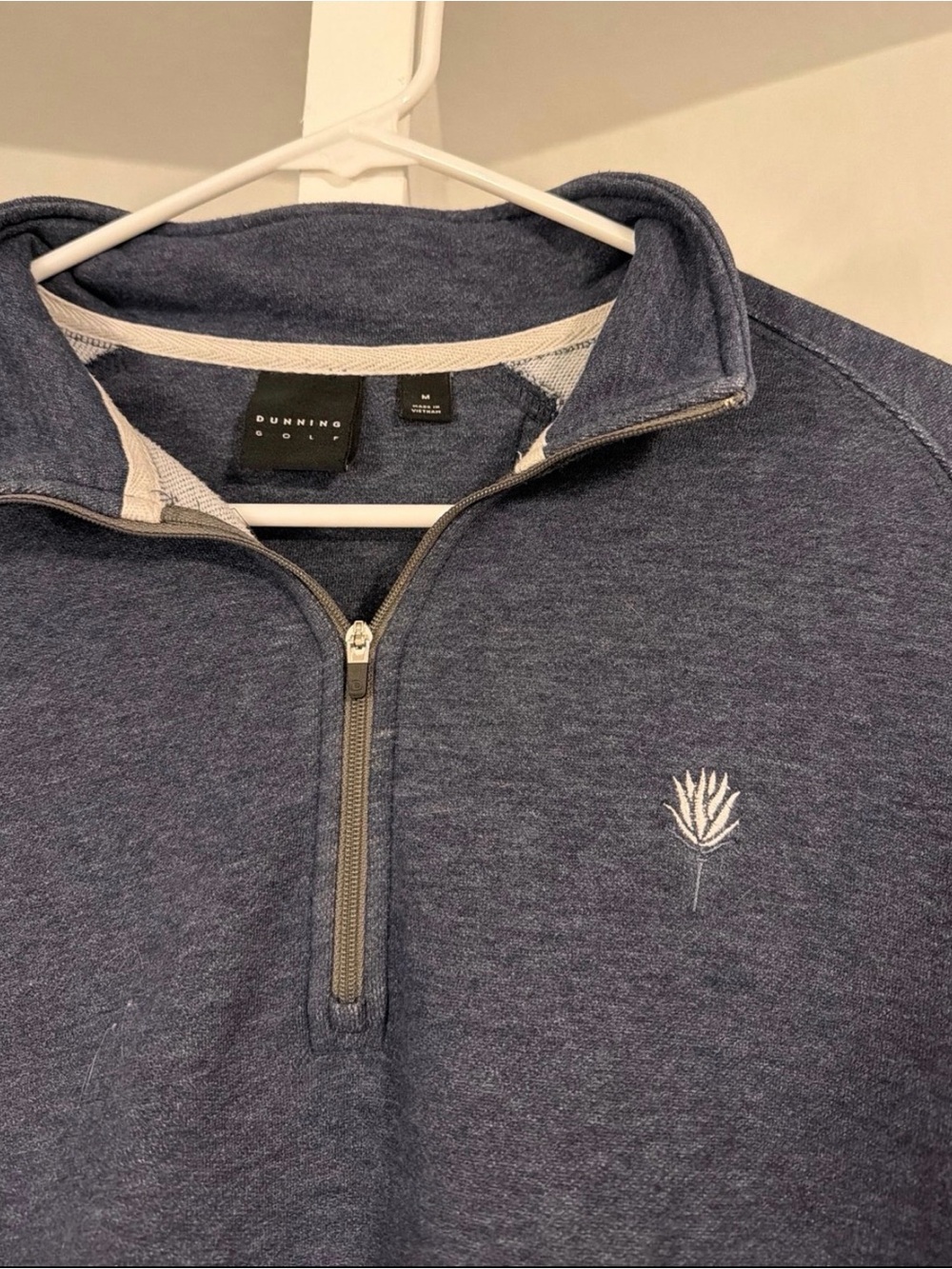 Dunning Golf Quarter Zip-up. Men’s Size M.